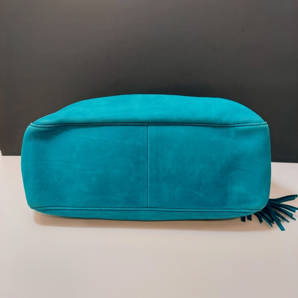 ✨️💎Authentic Gucci soho nubuck shoulderbag teal color - Picture 8 of 16
